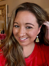 Load image into Gallery viewer, Tinsel Trees 🌹