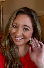 Load image into Gallery viewer, Tinsel Trees 🌹