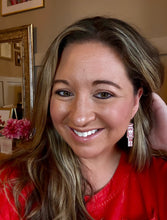 Load image into Gallery viewer, Cracking Cute 🌹