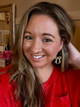 Load image into Gallery viewer, The Finishing Touch Hoops 🌹 (medium)