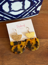 Load image into Gallery viewer, Tortoise Shell yeah!