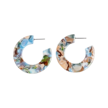 Load image into Gallery viewer, “Shore Is Nice” Flat Hoops
