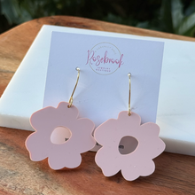 Load image into Gallery viewer, Garden Socialite-blush 🌹
