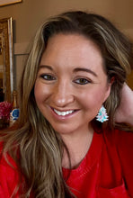 Load image into Gallery viewer, Oh What Fun! 🌹
