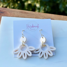 Load image into Gallery viewer, Dreamy Drops-ivory 🌹
