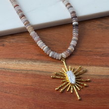 Load image into Gallery viewer, Beaded Necklace with Pearl Sunburst 🌹
