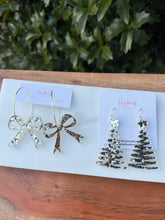 Load image into Gallery viewer, The Finishing Touch 🌹(large)
