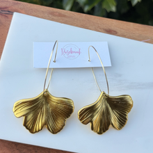 Load image into Gallery viewer, Haute for the Holidays Hoops 🌹 -gold
