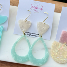 Load image into Gallery viewer, Dreamy Dangles 🌹
