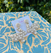 Load image into Gallery viewer, Beaded Bunnies
